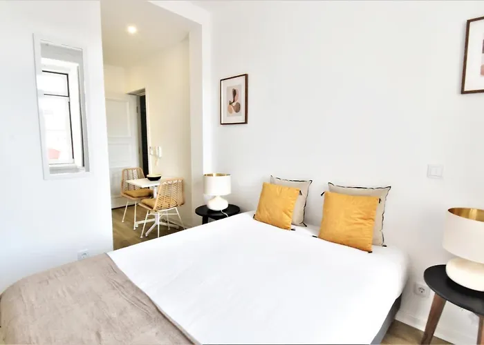 Sophia בית הארחה 4*