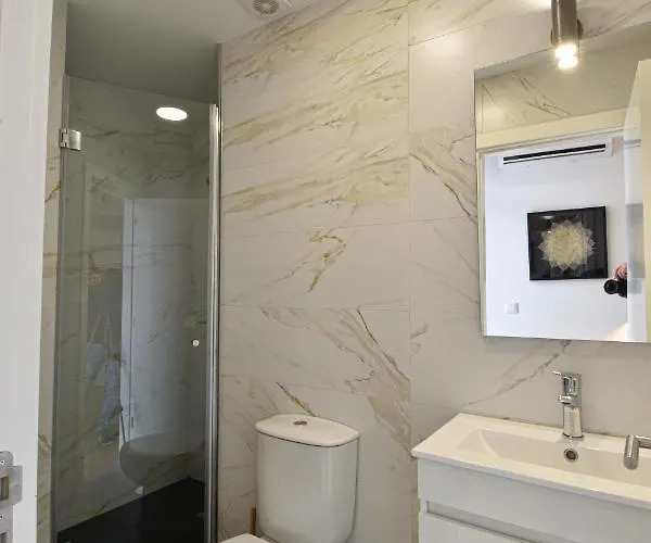 Sophia בית הארחה 4*